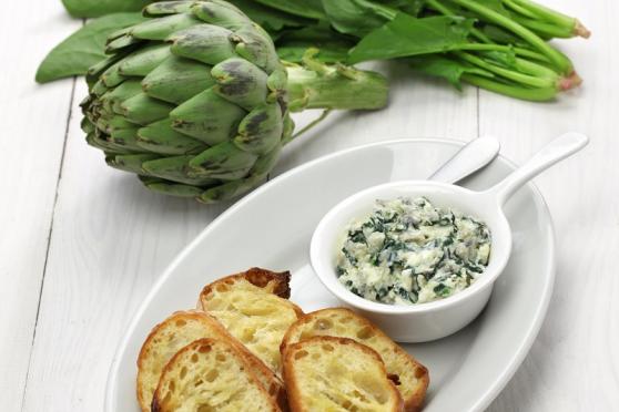 Spinach, Artichoke, and White Bean Dip